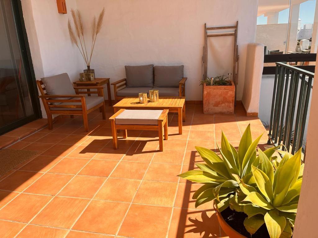 Augusta Views Apartment Casares Exterior photo